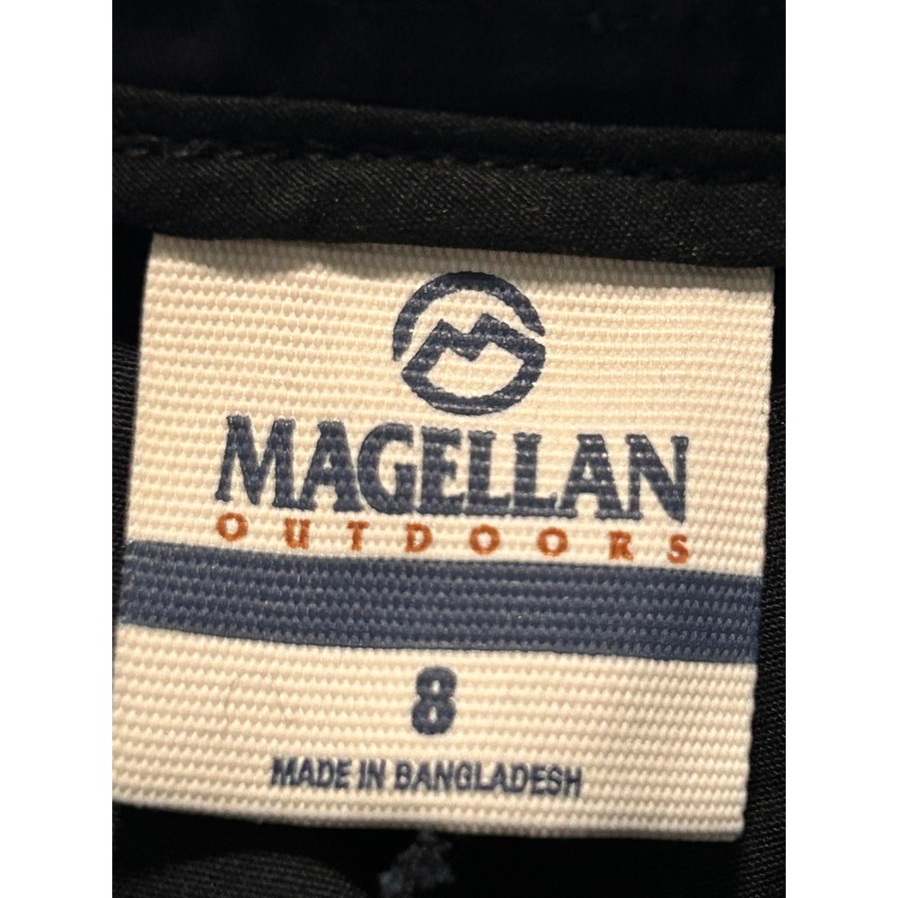 Magellan Outdoors Womens Black Chino Shorts Flat Front Casual Hiking Size 8 - Picture 10 of 11